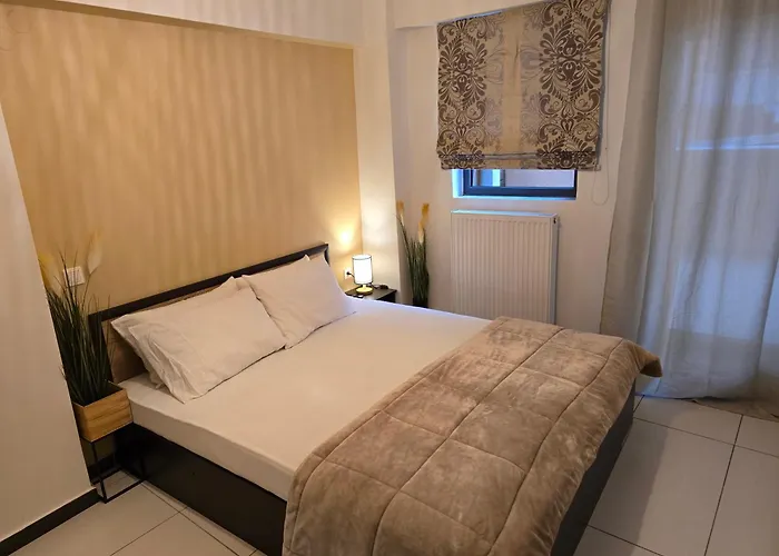 Fab Maisonette - Jk 7towers - 100m2 - Old Center Apartmán *