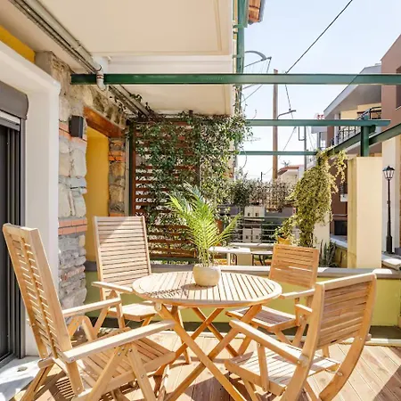 Fab Maisonette 100m2 - Private Courtyard - Jk 7towers -old Center Thessaloníki