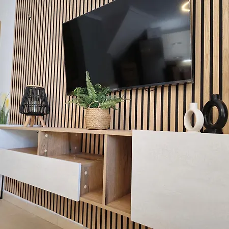 Fab Maisonette 100m2 - Private Courtyard - Jk 7towers -old Center Lejlighed