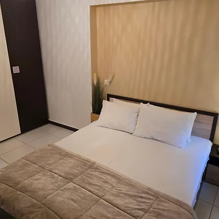 Fab Maisonette 100m2 - Private Courtyard - Jk 7towers -old Center Thessaloníki